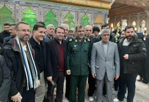 اندیشه امام(ره) در سایه نگاه مدبرانه رهبری با قدرت و قوت پیش می رود