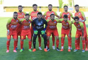 گل ریحان البرز همچنان پیشگام