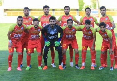 گل ریحان البرز همچنان پیشگام