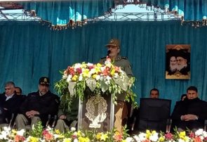 فرمانده کل ارتش در کرج: تروریست‌های آمریکایی حمله موشکی به عین‌الاسد را فقط یک سیلی تلقی کنند / از تاخیر در انتقام خوشحال نباشید