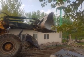 تخریب ۵۰ هکتار از اراضی زراعی و بناهای غیر مجاز در ساوجبلاغ