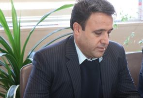 به منظور پیشگیری از شیوع ویروس کرونا؛تاکسی های فردیس حداکثر ۳ مسافر سوار می کنند