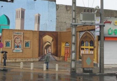 اجرای دیوارنگاری بر جداره دیوار خیابان «شهید مدرس»