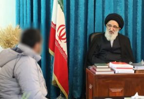 یک تبعه ژاپنی و ۲ پیرو فرقه بهائیت در کرج به دین مبین اسلام مشرف شدند