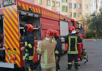 مانور اطفای حریق ساختمان های بلندمرتبه در کرج برگزار شد