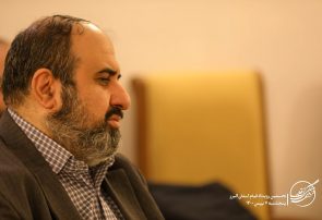 تمدن نوین اسلامی با حضور مردم محقق کند