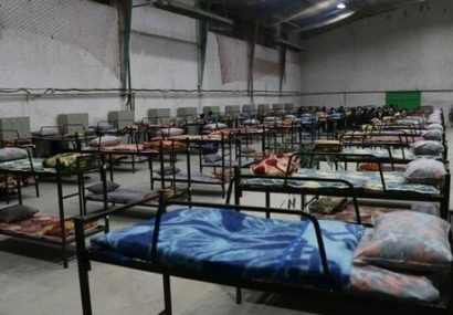 هیچ بی خانمانی پشت درهای گرمخانه‌ها نمی‌ماند