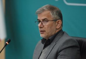 استاندار: کشاورزان برای توسعه کشت گلخانه ای در البرز حمایت شوند