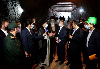 بازدید رئیس جمهور از خط ۲ قطارشهری کرج